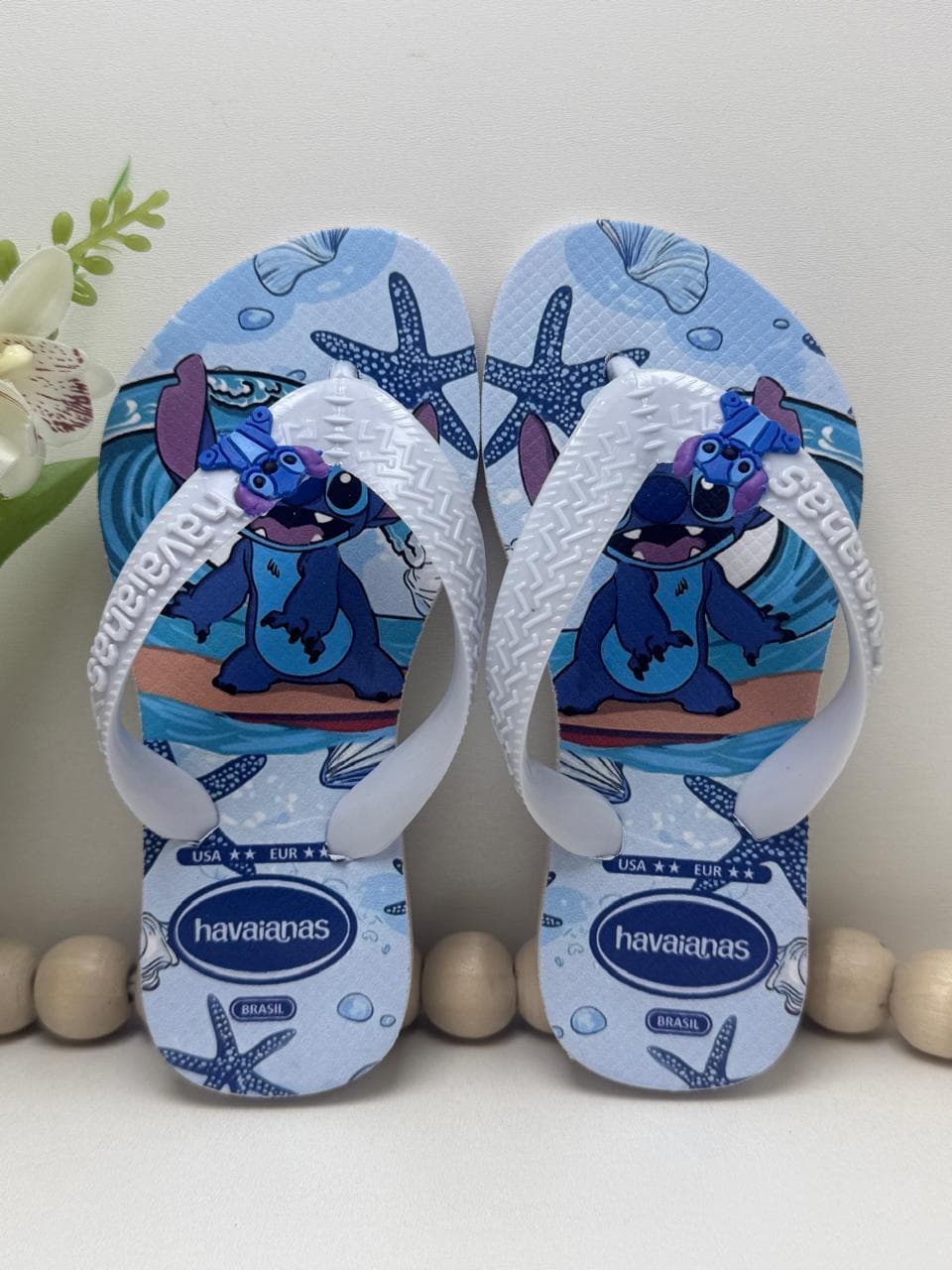 Chinelo Infantil Stitch Lilo E Stitch Menina Havaianas Com Aplique Pins